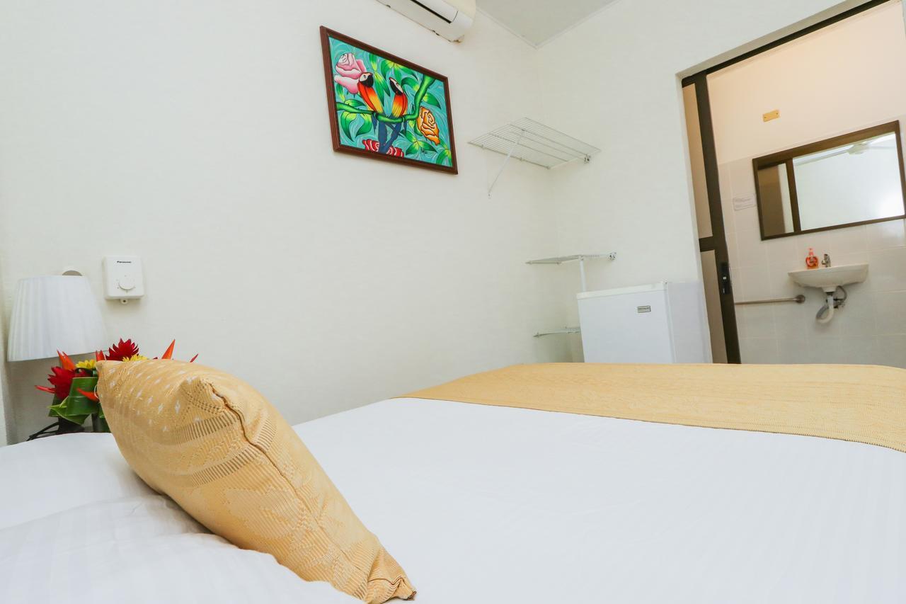 Hotel Flor Blanca Manuel Antonio Kültér fotó