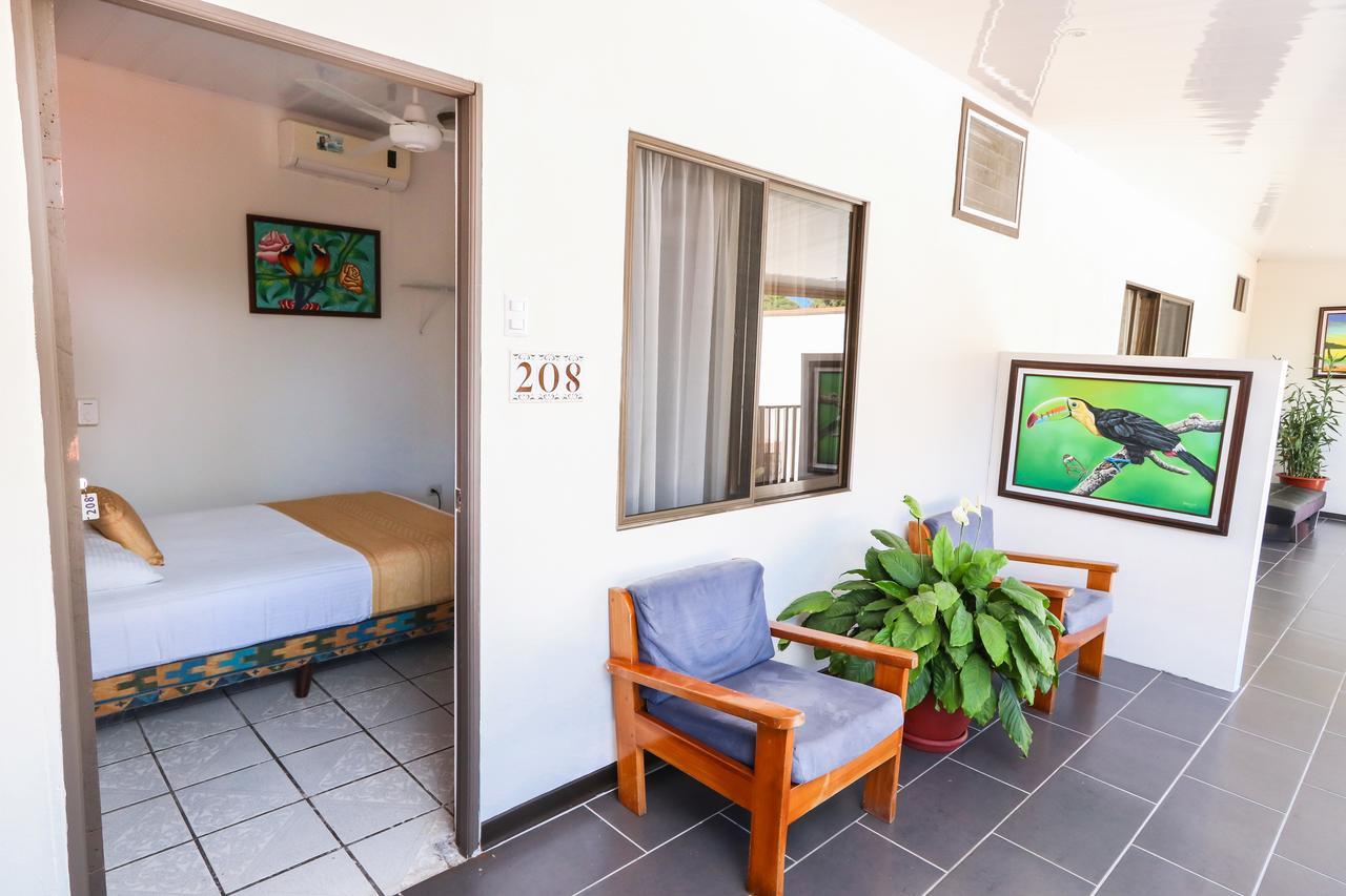 Hotel Flor Blanca Manuel Antonio Kültér fotó