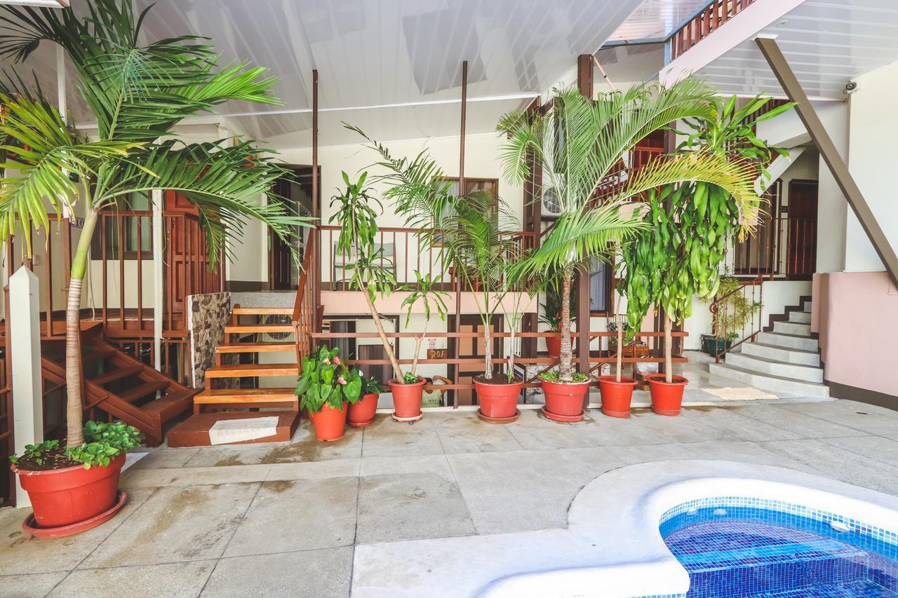 Hotel Flor Blanca Manuel Antonio Kültér fotó