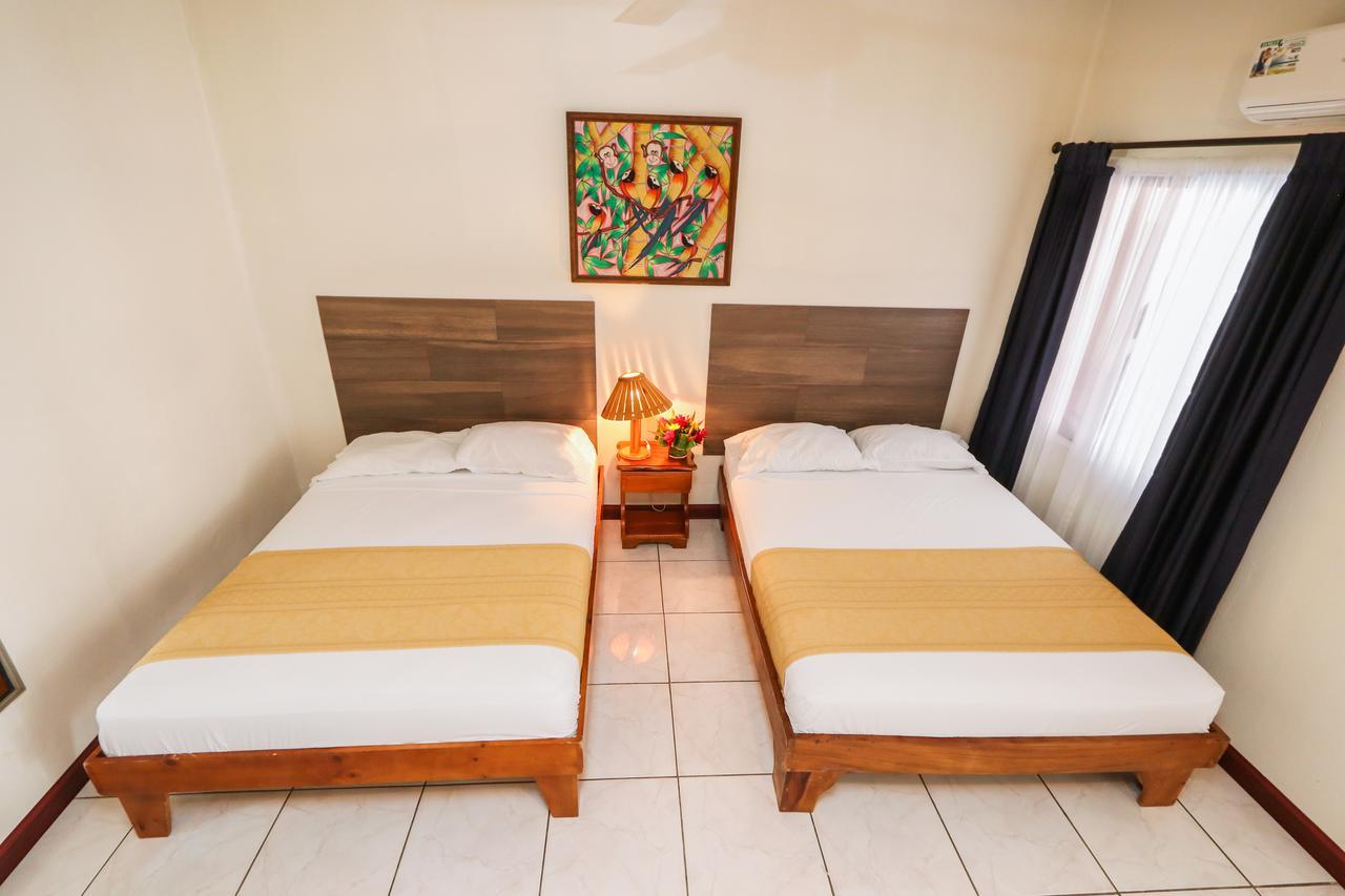 Hotel Flor Blanca Manuel Antonio Kültér fotó