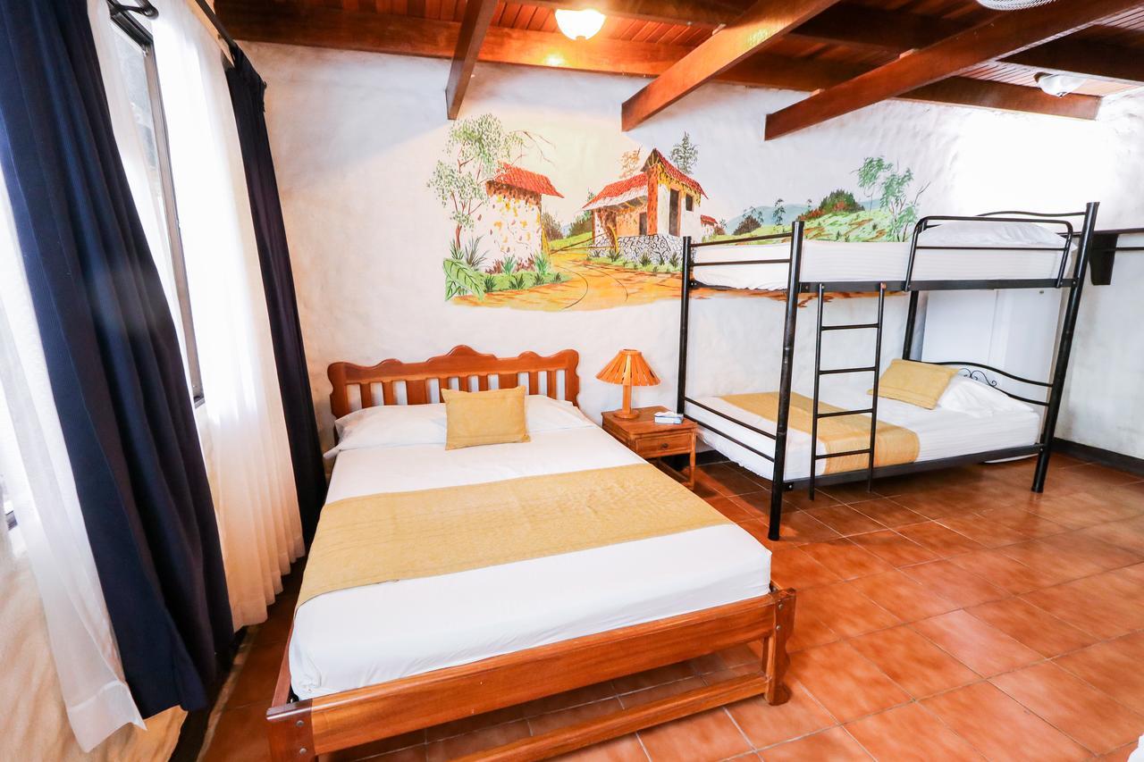 Hotel Flor Blanca Manuel Antonio Kültér fotó
